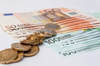 Avrupa para - sikke ve banknot