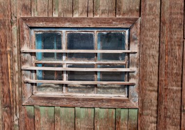 Bir ahşap duvar ahşap vintage pencere