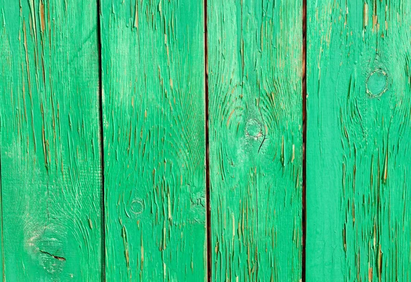 Vecchio recinto dipinto blu acquamarina. Struttura in legno — Foto Stock