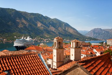 Kotor Körfezi ve eski kent görünümü, Karadağ