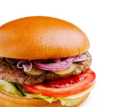 Sulu hamburger taze marul, dilimlenmiş domates, turşu ve yumuşak bir çöreğin içine yerleştirilmiş kırmızı soğan ile ızgara sığır eti köftesi içerir. Her yemek ve atıştırmalık için mükemmel..