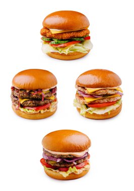 Dört farklı hamburgerde salata, peynir ve soslar gibi çeşitli malzemeler var..