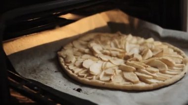 taze hamur pasta fırın gönderilir