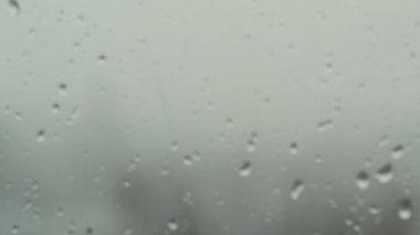 Kilise kış havalarda pencereden