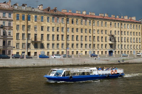 Utflykt på turist båten. — Stockfoto