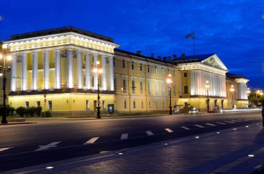 St. Petersburg'da bina Admiralty.