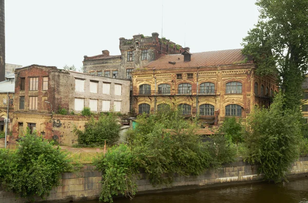 The old ruins at the port. — Stock Photo, Image