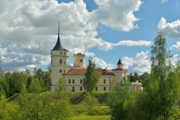 Necropost bir görünüm ile manzara.