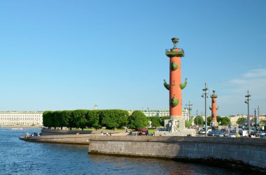 Şehrin fenerler anıtlar.