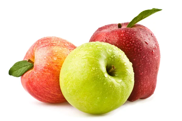 Manzana madura sabrosa con hoja y melocotón composición conjunto aislado en blanco — Foto de Stock