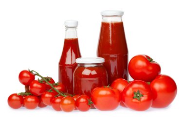 beyaz izole kırmızı sebze ve ketçap kompozisyon seti