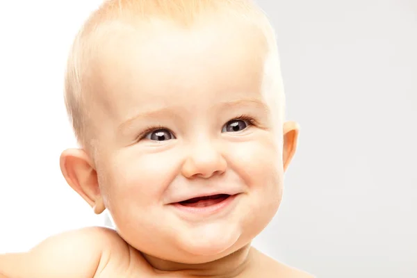Bela loira cabelo azul olhos bebê isolado no branco — Fotografia de Stock