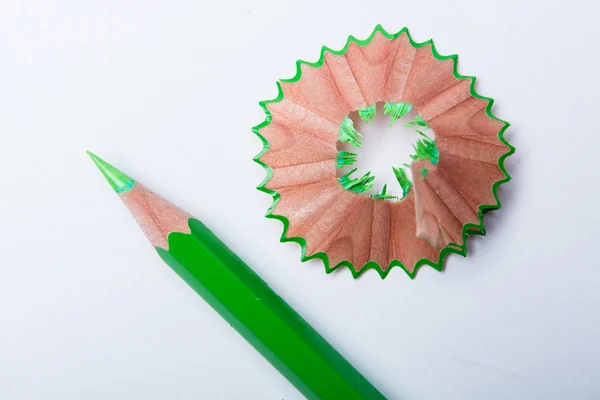 Zelené zaostřit tužka zavřít až izolovaných na bílém — Stock fotografie