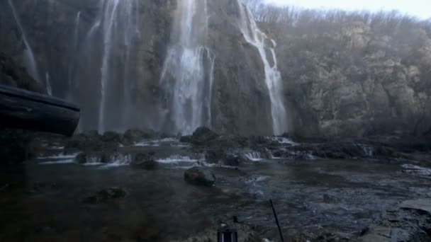 Bakış açısı Unesco kelime miras plitvice gölleri Milli Parkı şelale — Stok video