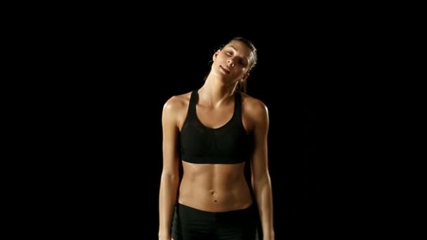 Beautiful fitness sporty brunette girl — Stock Footage Beautiful fitness sporty brunette girl Stock Video