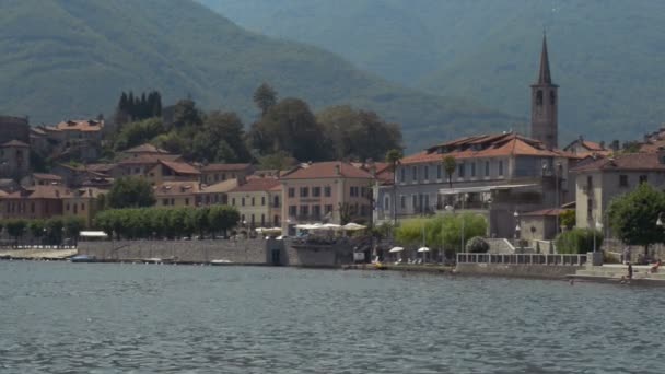 Lago Mergozzo en italia — Vídeo de stock