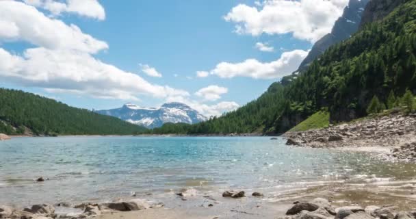 Paisaje de montaña en Alpe Devero en el Valle de Devero — Vídeos de Stock