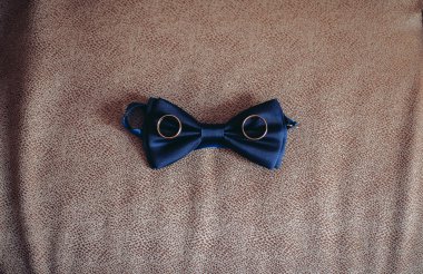 Onlara yakın şık dekorasyonu ile lüks alyans