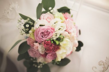 Düğün mükemmel gelin buketi değişik çiçek