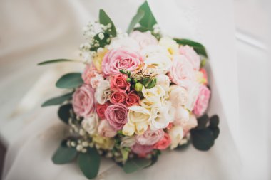 Oldukça iyi düğün buket çeşitli çiçek yüzük