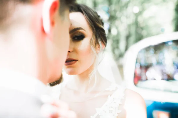 Sensual portrait of a young wedding couple. Outdoor — Stock Photo, Image