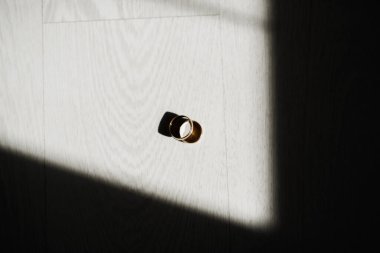 Alyanslı güzel bir resim.