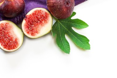 Taze olgun siyah incir