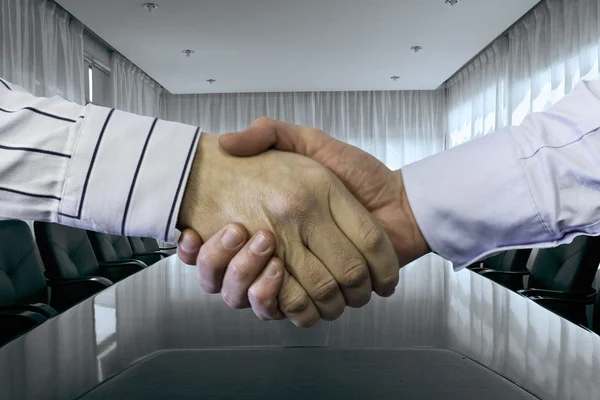 El sıkışma - sözleşmesi kavramı