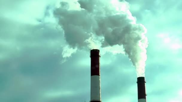 管道工业的烟雾 — 图库视频影像