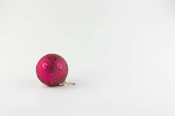 Red Ball Christmas Tree White Background — Stock Photo, Image