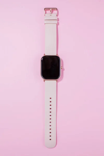 Mulheres Relógio Inteligente Fundo Rosa — Fotografia de Stock