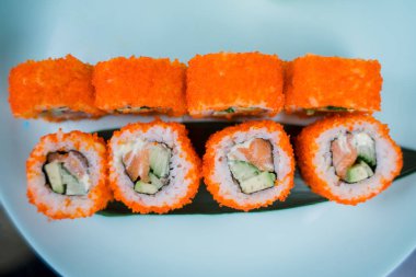 Somon ve havyarlı pilav.