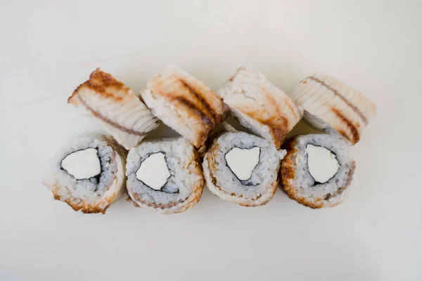 Rollo Japonés Con Anguila Queso Crema Arroz — Foto de Stock