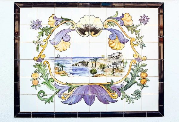 Old azulejos picture. Ancient ceramic tile — ストック写真