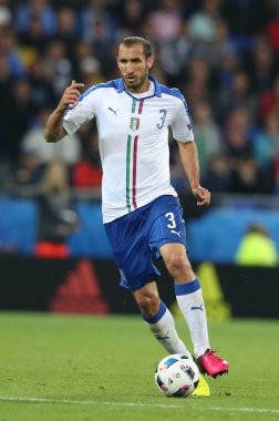 Bonucci futbol maçı sırasında eylem