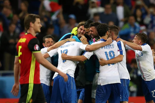Equipe italiana comemorando a vitória — Fotografia de Stock
