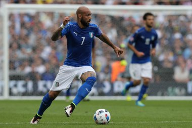 Euro 2016 yılında Fransa - İtalya Vs İsveç arasında maç