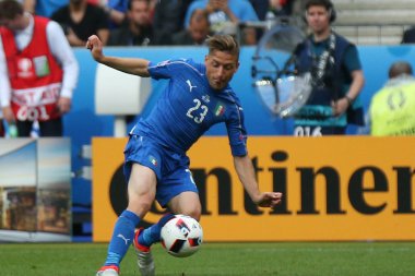 Euro 2016 yılında Fransa - İtalya Vs İspanya arasında maç