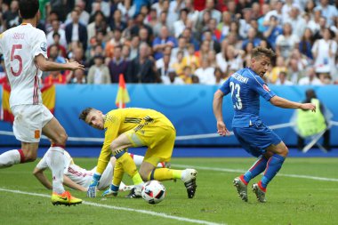 Euro 2016 yılında Fransa - İtalya Vs İspanya arasında maç