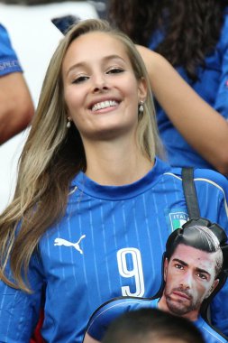 Viktoria Varga standları