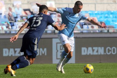 Roma, İtalya - 08 / 11 / 2020: Adam Marusiç (LAZIO) Serie A İtalya Ligi karşılaşması sırasında Roma Olimpiyat Stadyumu 'nda SS LAZIO FC Juventus' a karşı.
