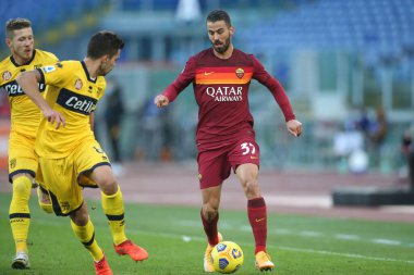 Roma, İtalya - 22 / 11 / 2020: LEONARDO SPINAZOLA (ROMA) Serie A İtalya Ligi karşılaşması sırasında Roma 'daki Olimpiyat Stadyumu' nda AS ROMA - PARMA CALCIO 1913.