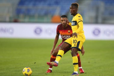 Roma, İtalya - 22 / 11 / 2020: Serie A italyan ligi maçında YANN KARAMOH (PARMA) - AS ROMA - PARMA CALCIO 1913 Olimpiyat Stadyumu.