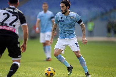 Roma, İtalya - 29 / 11 / 2020: Luis Alberto (LAZIO) İtalyan Serie A Ligi 20 / 21 futbol karşılaşmasında SS LAZIO ile UDINESE arasında Roma Olimpiyat Stadyumu 'nda oynanan karşılaşmada