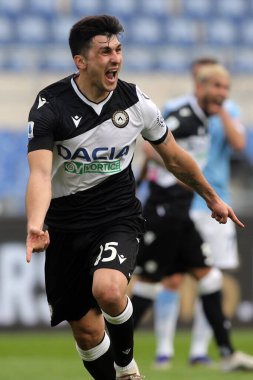 Roma, İtalya - 29 / 11 / 2020: FORESTIERI (UDINESE), İtalya Serisi sırasında gol ve CELEBRATES 'i yakaladı.