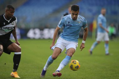 Roma, İtalya - 29 / 11 / 2020: Mohamed Fares (Lazio) İtalyan Serisi 'nde SS LAZIO ile UDINESE arasında oynanan 20 / 21' lik futbol karşılaşmasında Roma Olimpiyat Stadyumu 'nda görev aldı.