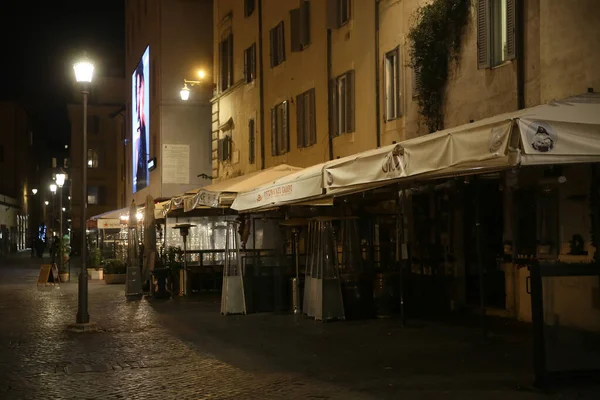 Роме Італія 2020 Дезертирський Історичний Центр Риму Алеї Людей Ресторани — стокове фото