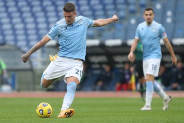 ROME, İtalya - 06.01.2021: Milinkoviç-Saviç (LAZIO) İtalya Serie A Ligi 2020-2021 futbol karşılaşmasında SS LAZIO-FIORENTINA, Roma Olimpiyat Stadyumu 'nda