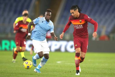 ROME, İtalya - 15.01.2021: Roma Olimpiyat Stadyumu 'ndaki SS LAZIO ile AS ROMA arasındaki 2020-2021 sezonunda oynanan İtalyan Serie A Ligi maçında SMILLING iş başında