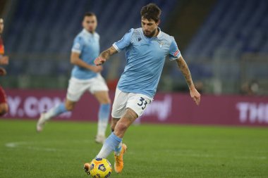 ROME, İtalya - 15.01.2021: Francesco Acerbi (LAZIO) İtalyan Serie A Ligi 2020-2021 futbol karşılaşması sırasında Roma 'daki Olimpiyat Stadyumu' nda SS LAZIO AS ROMA 'ya karşı